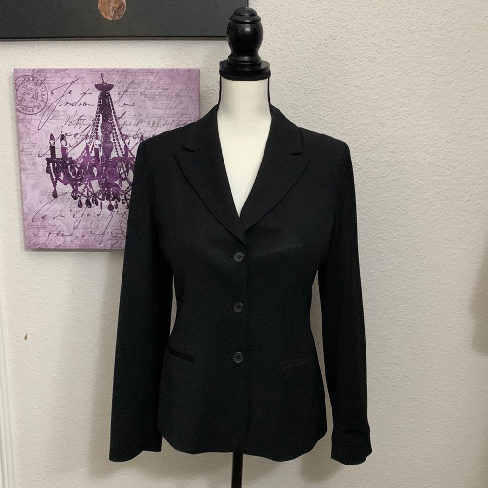 ❌SOLD❌LOFT Blazer - Black - Size 8 - SEE MY VIDEO for a giggle! - Picture 1 of 4